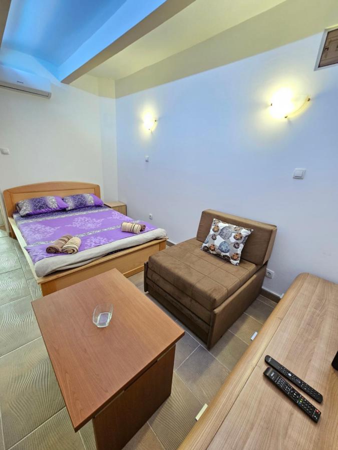 Booking Apartments Alone 1 Belgrád Kültér fotó