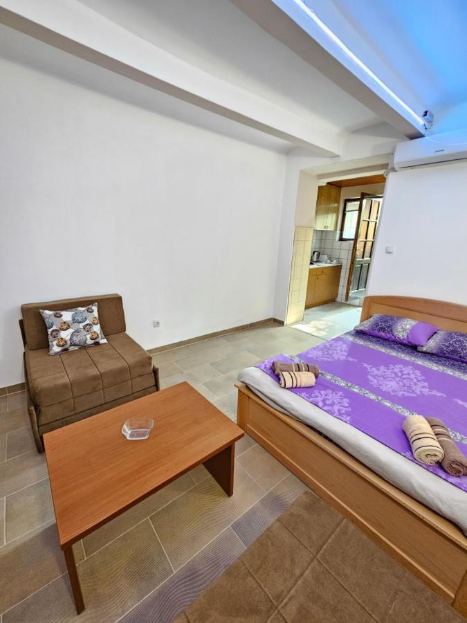 Booking Apartments Alone 1 Belgrád Kültér fotó