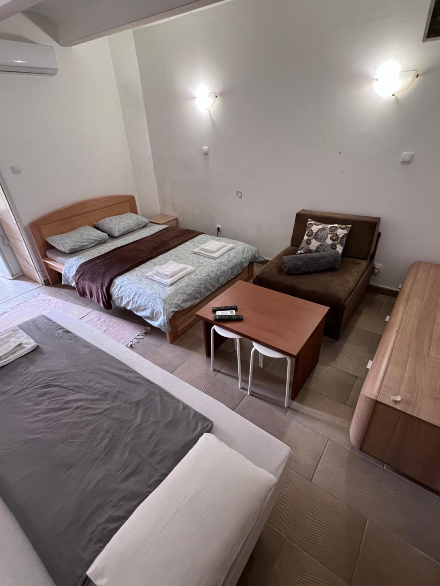 Booking Apartments Alone 1 Belgrád Kültér fotó